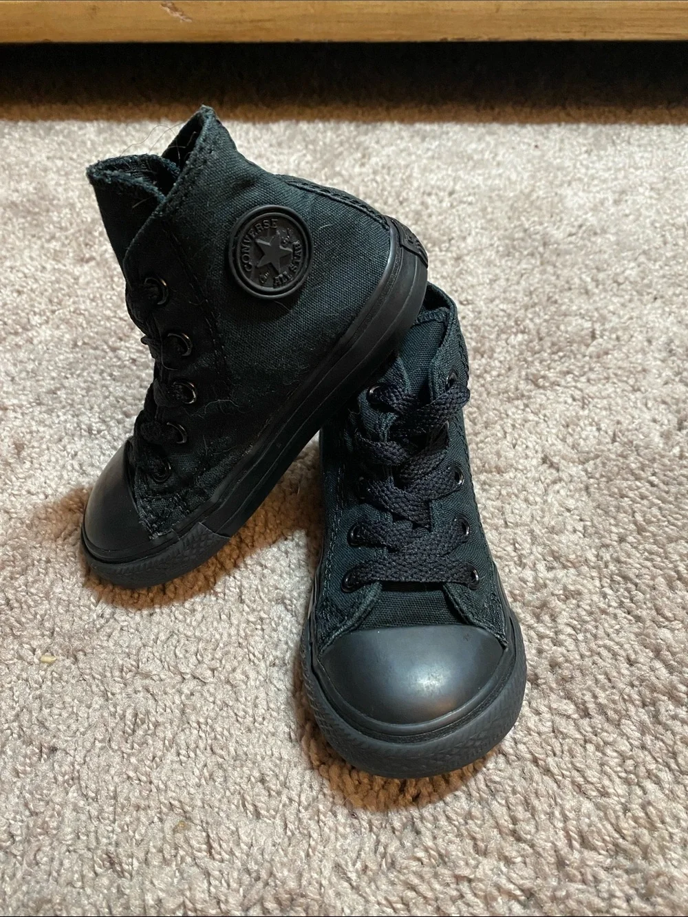 Converse Chuck Taylor Kids' Black on black High-Top Canvas Sneakers size 7